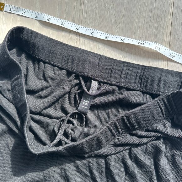 SKIMS Ribbed Jersey Lounge Pants Black Size Large - Picture 3 of 5